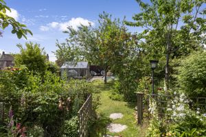 Photo 25- click for photo gallery